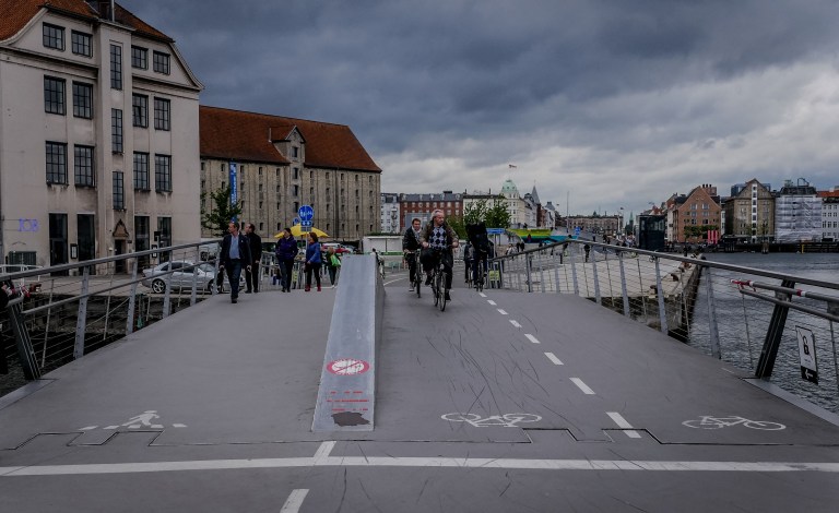 Denmark-copenhagen-bike-bridge
