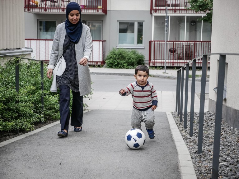sweden-Stockholm-suburbs-housing