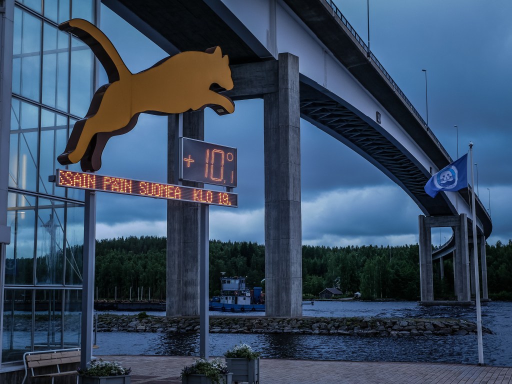 Finland-road-thermometer